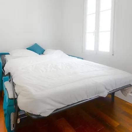 Daire Charming Studio In Montmartre *